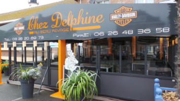 Chez Delphine Au Beau Rivage outside