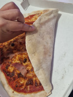 Le Pin Des Pizz food