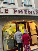 Le Phenix food