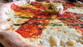 Pizza Ciccio food