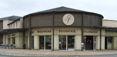 Le Fournil Gascon Pâtisserie Boulangerie Marmande inside