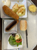 Cafeteria Flunch food