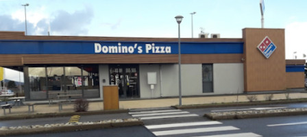 Domino's Pizza Cernay outside