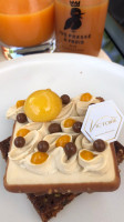 Patisserie Victoire food