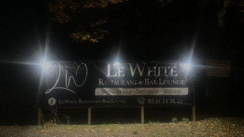 Restaurant Le White Bar Lounge food