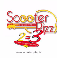 Scooter Pizz outside