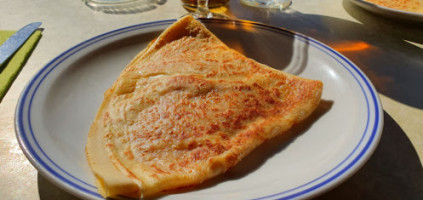 Creperie Sole E Mare inside