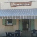 La Croisee Des Chemins Dentro