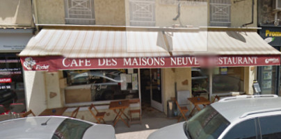 Cafe Des Maisons Neuves Neuve outside