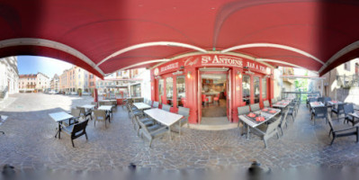 Cafe St. Antoine inside
