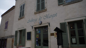 Auberge Margot Restaurant inside