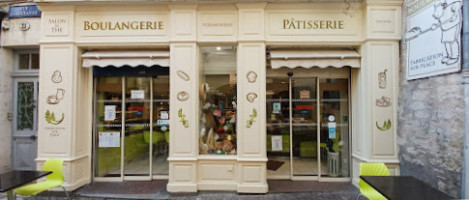 Boulangerie Pâtisserie Limogeanne inside