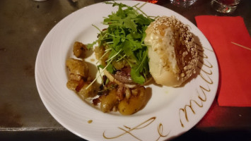 Le Bistrot Canaille food