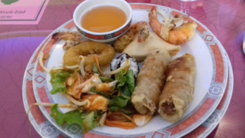 Le Royal D Asie food