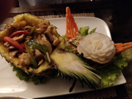 A La Cuisine Thai food