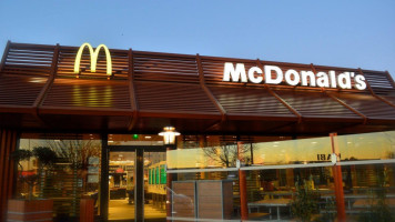 Mcdonald's inside