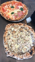 Atelier De La Pizza Par La Fattoria inside