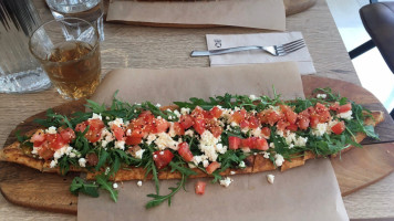 Pide Paris food