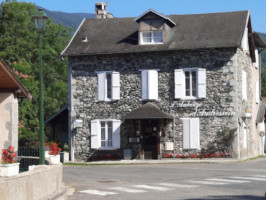 L'auberge D'audressein outside