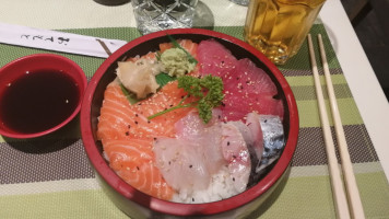 Yooki Sushi food