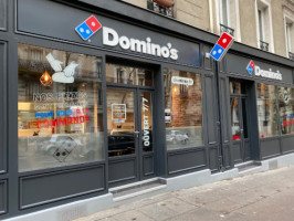 Domino's Pizza Mantes-la-jolie outside