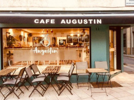Cafe Augustin inside