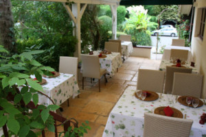 Auberge Le Moulin A Vent food