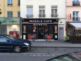 Masala Café outside