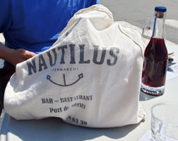 Le Nautilus food