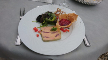 Domaine Sainte Catherine food