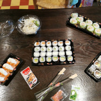 Icki Sushi food