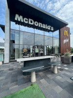 Mcdonald's outside