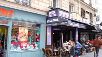 Bella Italia food