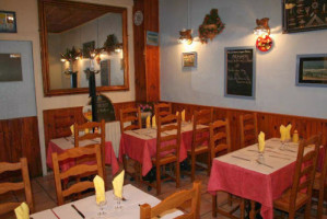Chez Edwige - Brasserie La Pierre food