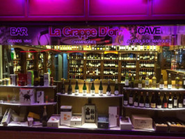 Cave La Grappe D'or food