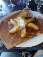 Creperie de Broceliande inside