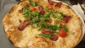 Robino Pizza Cafe food
