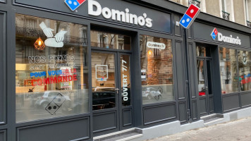 Domino's Pizza Boulognebillancourt outside