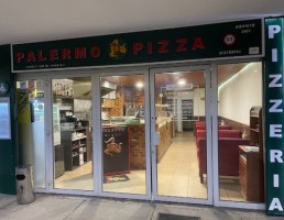 Palermo Pizza inside