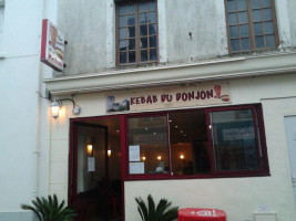 Kebab Du Donjon outside