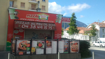 Pizza Della Casa food