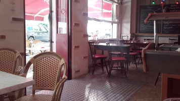Brasserie La Grignotte inside