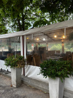 Cafe Du Midi outside