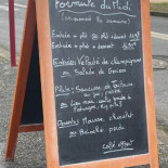 Auberge De La Gueulardière Extérieur