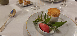 Château Colbert food