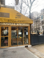 Les Fondus de la Raclette Montparnasse food
