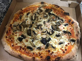 Pizza italiana da michele food