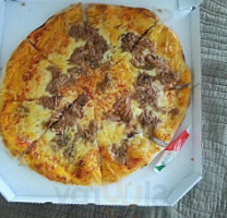Pizza Bisso food