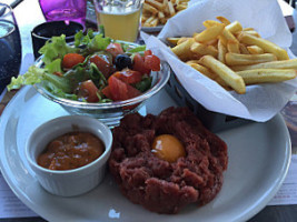 Brasserie Les Arcades food