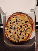 Pizza Da Luigi food